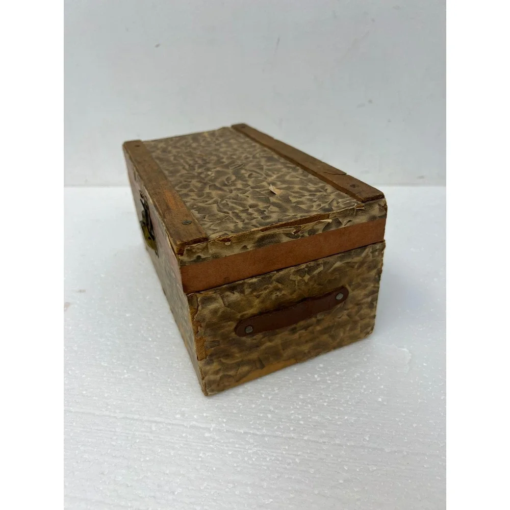 Wood Dollhouse Steamer Trunk Miniature Antique Storage Box Chest SALESMAN SAMPLE
